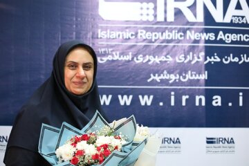 فیلم | تقدیر استاندار و خبرنگاران بوشهری از خبرنگار ایرنا