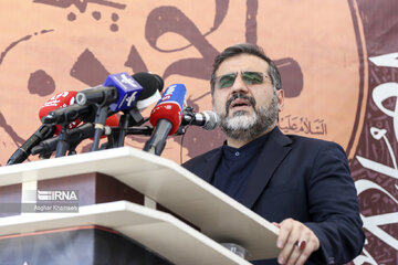 Red Crescent caravan seen off before Arbaeen walk