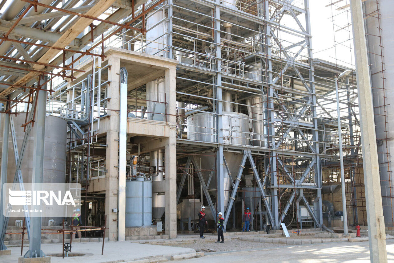 Iran starts works for major petchem plant in west