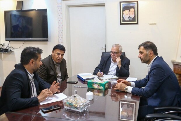 جلسه جنجالی کریمی با ۹ استقلالی؛ سرپرست وقت چه گفت و چه شنید؟