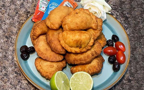 دستور تهیه پیراشکی مرغ و قارچ