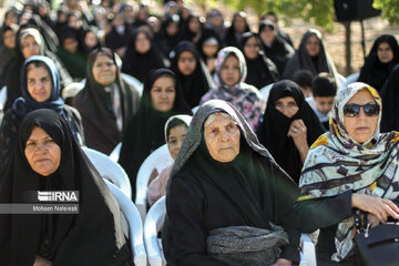 Thanksgiving for harvest of jujube in east Iran