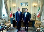 Iran, Russia envoys confer on mutual ties in Baku