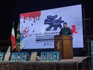 فرمانده سپاه الغدیر یزد: جهاد خدمت‌رسانی اساس جهاد تبیین است + فیلم