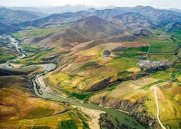 حضور مقامات عالیرتبه ۱۲ کشور درگیر گردوغبار تا تعیین تکلیف ۴۱۱ پروژه بدون مجوز محیطزیست