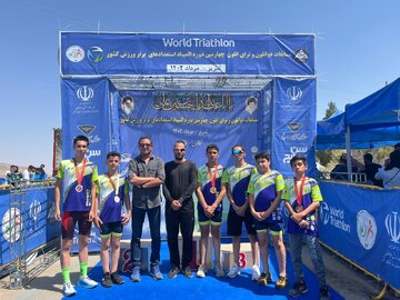 سه گانه کاران زنجان در مسابقات کشوری خوش درخشیدند