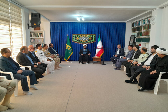 صداهای تفرقه‌انگیز، مسئولان را از خدمت به مردم بازندارد