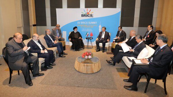 L’adhésion de l’Iran aux BRICS renforcera l’opposition à l’unilatéralisme américain (président Raïssi)