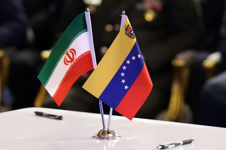 حضور هیئت ونزوئلایی در تهران برای پیشبرد پروژه توسعه پایانه نفتی خوزه