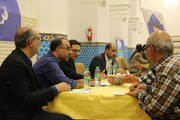 میز خدمت در محل نمازهای جمعه استان یزد برپا شد + فیلم