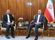 FM stresses need to expand ties with Tajikistan