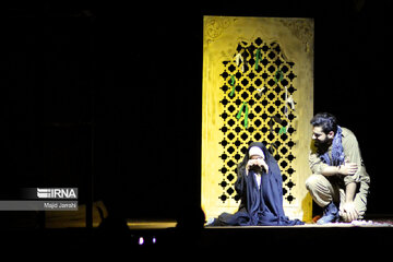 A play in central Iran to renarrate Karbala incident