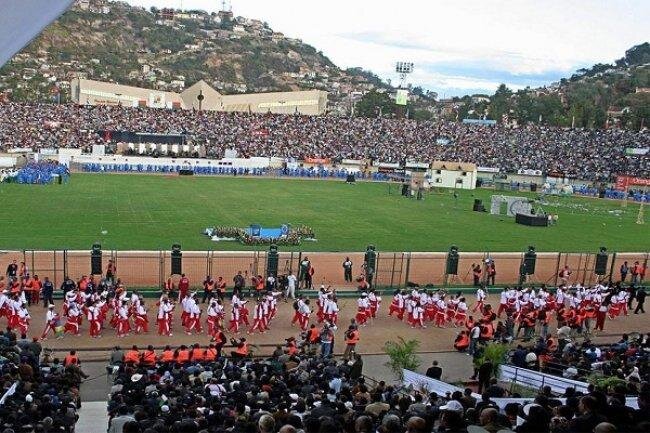 ازدحام جمعیت در ورزشگاه ماداگاسکار ۱۳ کشته و ۱۰۷ زخمی برجای گذاشت