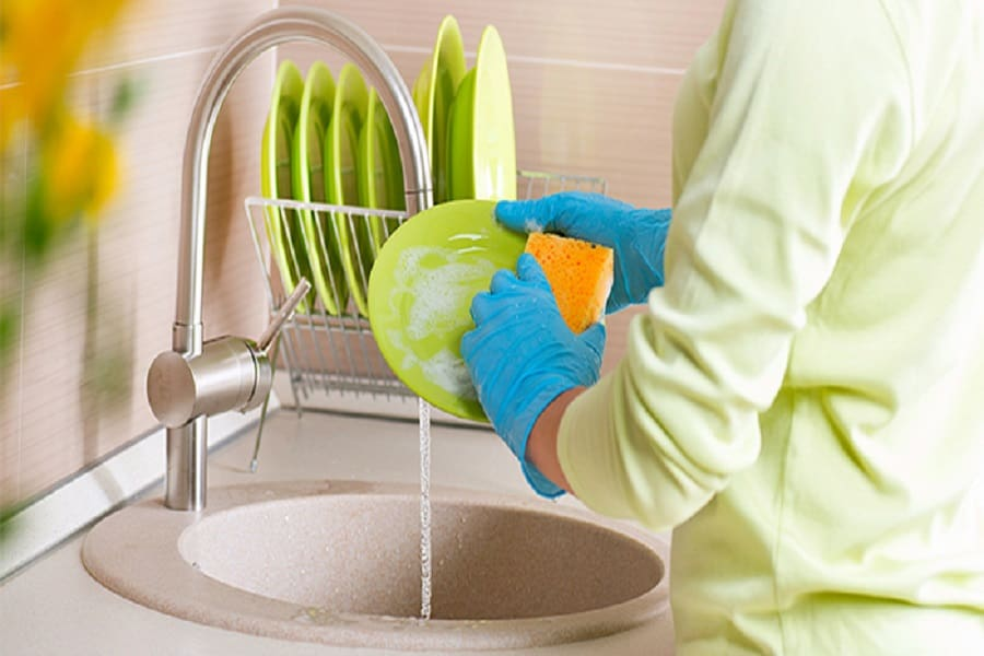 ۵ ویژگی مهم که یک مایع ظرفشویی باید داشته باشد