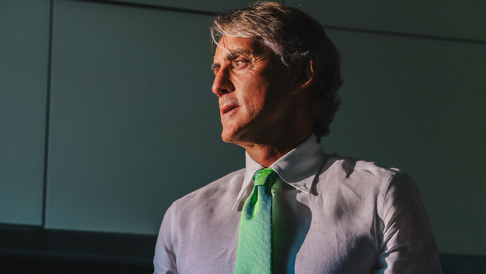 عزتالهی: اولویتم بازگشت به فوتبال ایران نبود/ بازی با بلغارستان و آنگولا بهتر از هیچی است