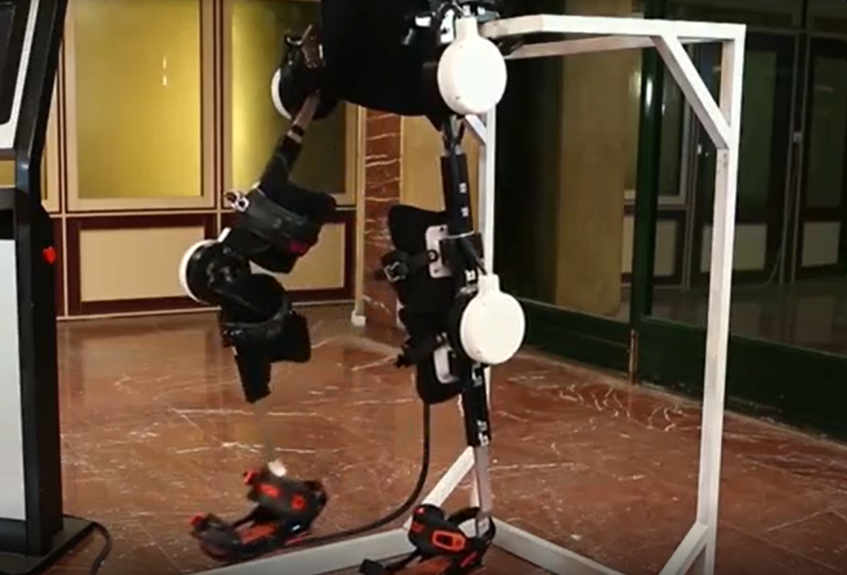 دانشبنیانها با محصولات فناورانه به یاری زوار حسینی آمدند 11 دانشبنیانها با محصولات فناورانه به یاری زوار حسینی آمدند