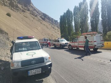 تصادف در روستای چالاب مهران ۹ مصدوم برجای گذاشت