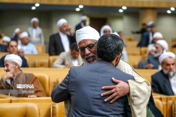 Des érudits religieux sunnites rencontrent le président Raïssi