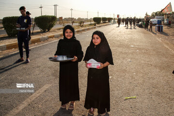 Arbaeen pilgrims in Iraq's Al Diwaniyah