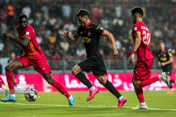 Persepolis defeat Foolad 2-0 in the IPL