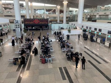 اعزام و پذیرش ۱۰۳ هزار زائر اربعین در ترمینال سلام فرودگاه امام