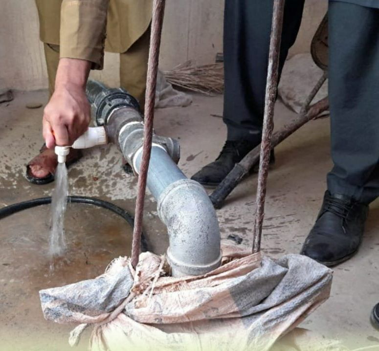 کار ترمیم سه شبکه آب‌رسانی در بغلان آغاز شد