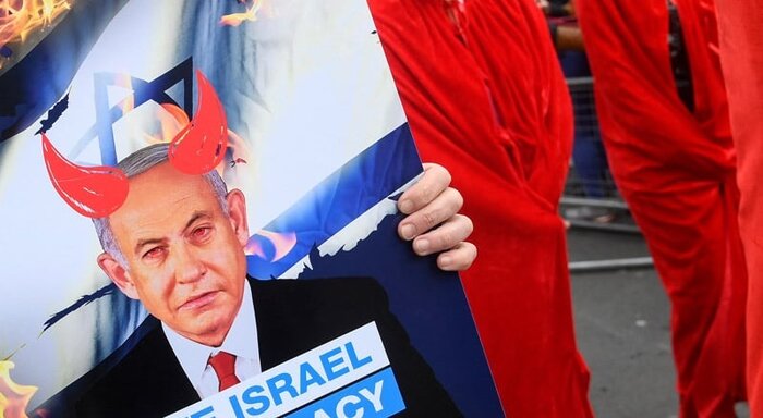 مخالفان نتانیاهو: در قبرس هم دست از سرش بر نمی‌داریم