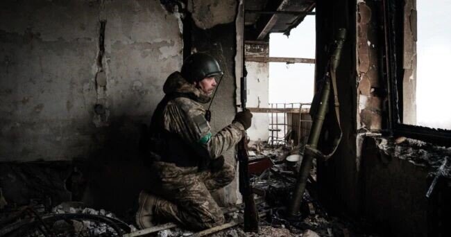 واشنگتن پست: گزینههای زلنسکی مقابل روسیه، بدتر از بد