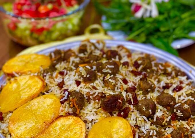 طرز تهیه قنبر پلو؛ غذای خوشمزه شیرازی‌ها