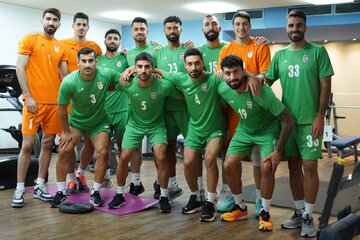 پیگیری تمرین ملی‌پوشان فوتبال ایران در بلغارستان