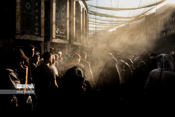 Pilgrims converge in Karbala on eve of Arbaeen