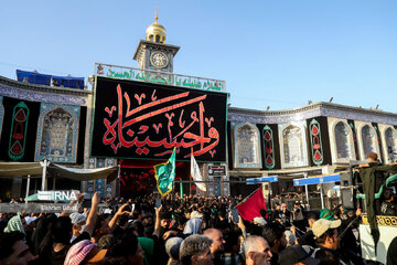 Pilgrims converge in Karbala on eve of Arbaeen