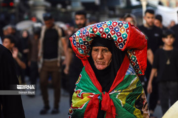 Pilgrims converge in Karbala on eve of Arbaeen