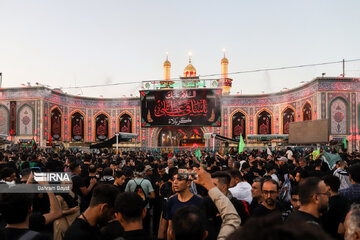 Pilgrims converge in Karbala on eve of Arbaeen