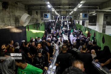 Pilgrims converge in Karbala on eve of Arbaeen