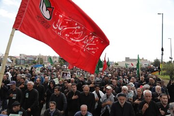 Tehraníes participan en caminata simbólica de Arbaín