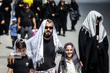 Tehraníes participan en caminata simbólica de Arbaín