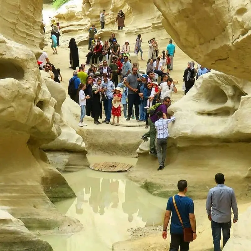 تنگه چاهکوه قشم؛ نمایشی از تکاپوی آب و صخره