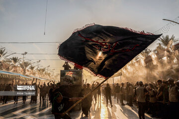 Mourning for Imam Hussain at Arbaeen sunset