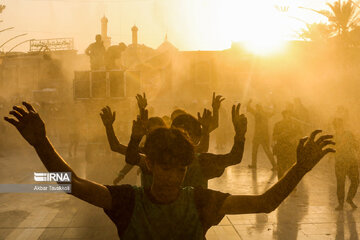 Mourning for Imam Hussain at Arbaeen sunset