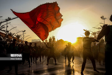 Mourning for Imam Hussain at Arbaeen sunset
