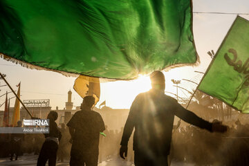 Mourning for Imam Hussain at Arbaeen sunset