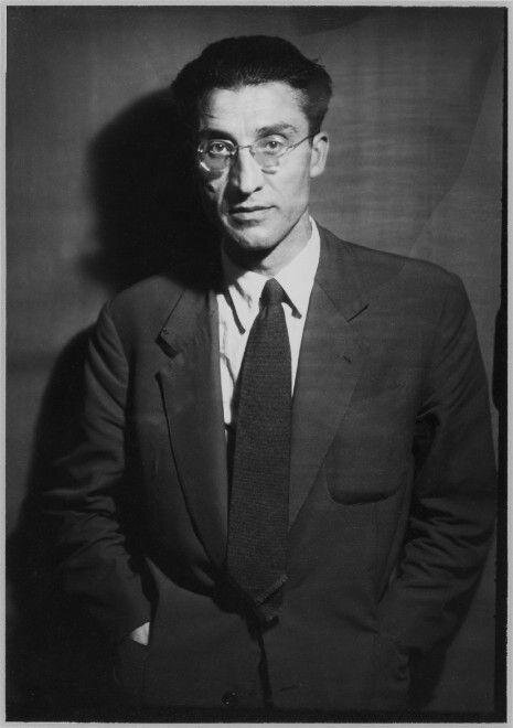 سفر به کوهستانها، رودخانهها و تاکستانها با «کت چرمی»