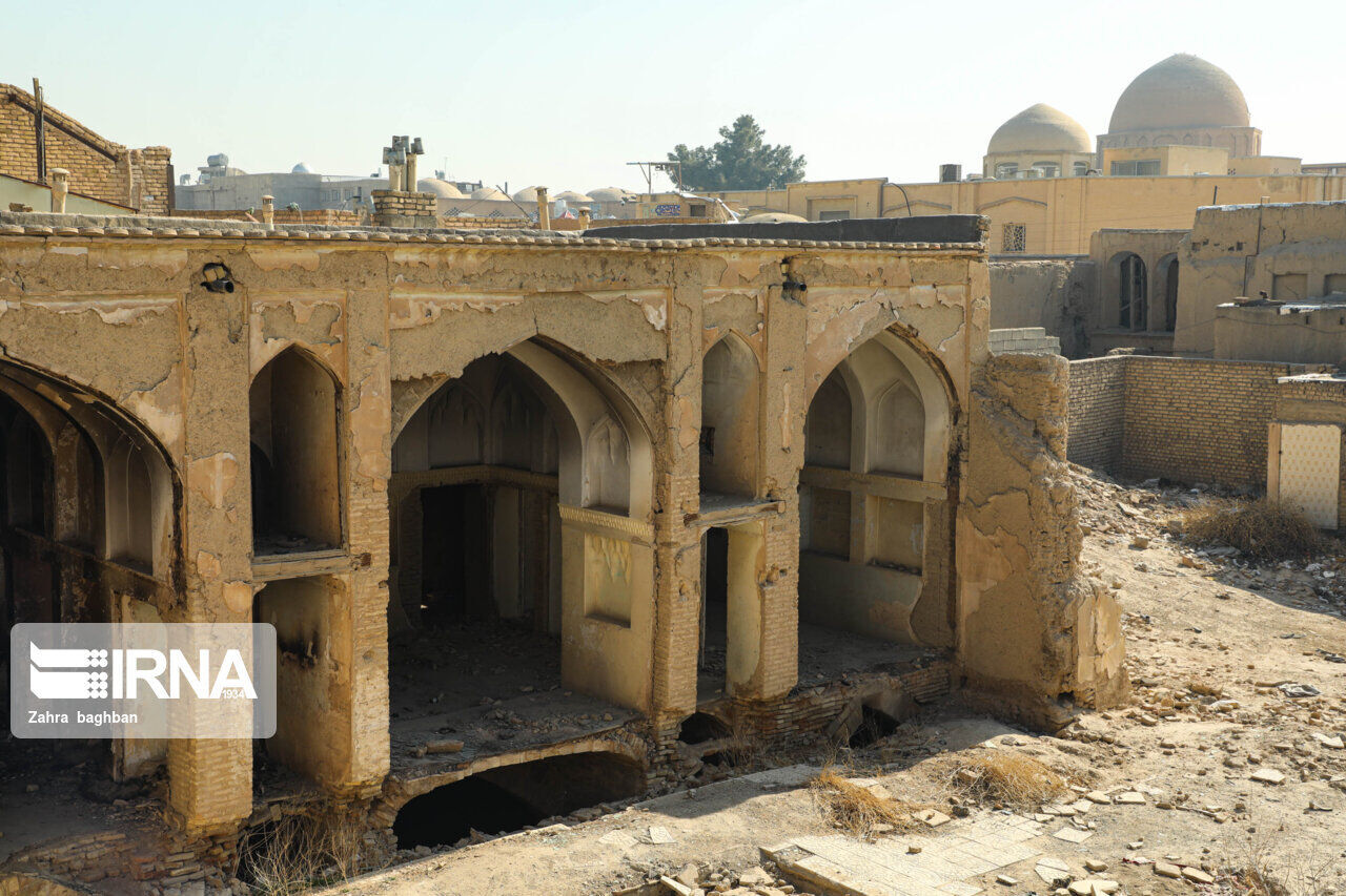نمایش غم‌انگیز تخریب خانه‌های تاریخی در مازندران
