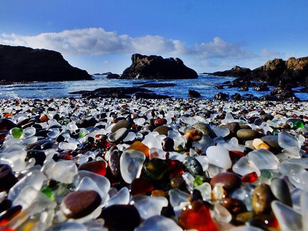 ساحل شیشه‌ای روسیه؛ جادوی طبیعت در برابر خطای انسانی