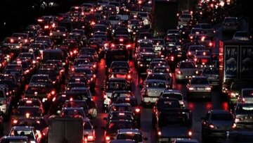ترافیک سنگین خودرویی شبانه در راه‌های ورودی مازندران