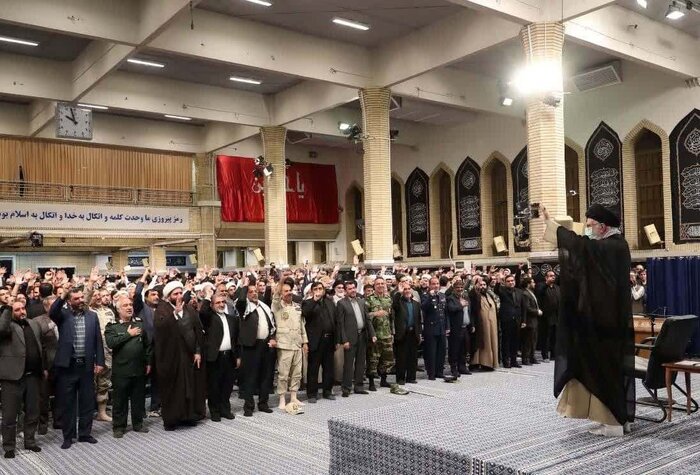 دیدگاه بزرگان بلوچستان درباره دیدار با رهبری؛ قوم بلوچ به این آبوخاک پشت نمیکند