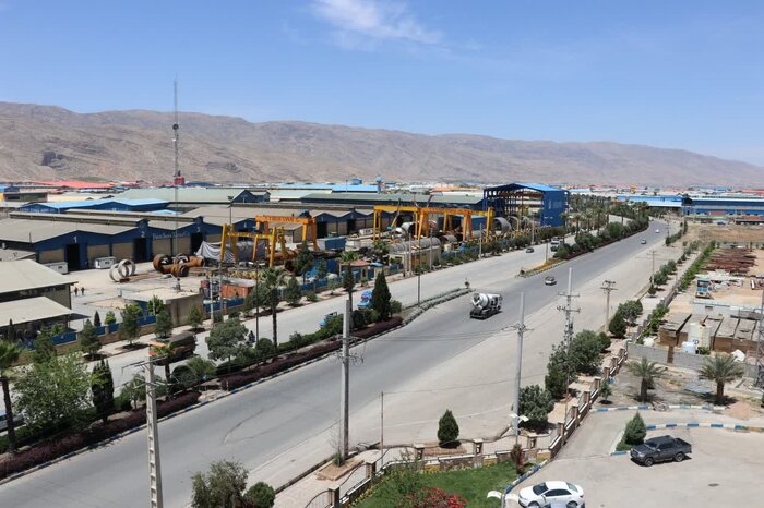 بارقه‌های امید در شهرک‌ صنعتی شیراز با توسعه زیرساخت‌ها: عملیاتی شدن ۱۰پروژه بزرگ