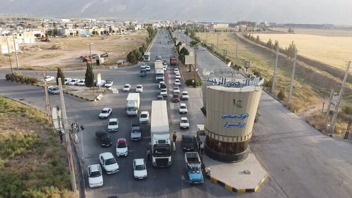 بارقه‌های امید در شهرک‌ صنعتی شیراز با توسعه زیرساخت‌ها: عملیاتی شدن ۱۰پروژه بزرگ