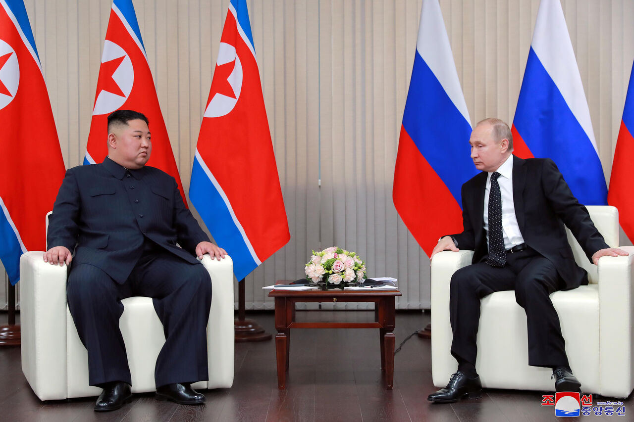 گفتگوی رهبران روسیه و کره شمالی در خصوص آموزش فضانوردان کره شمالی
